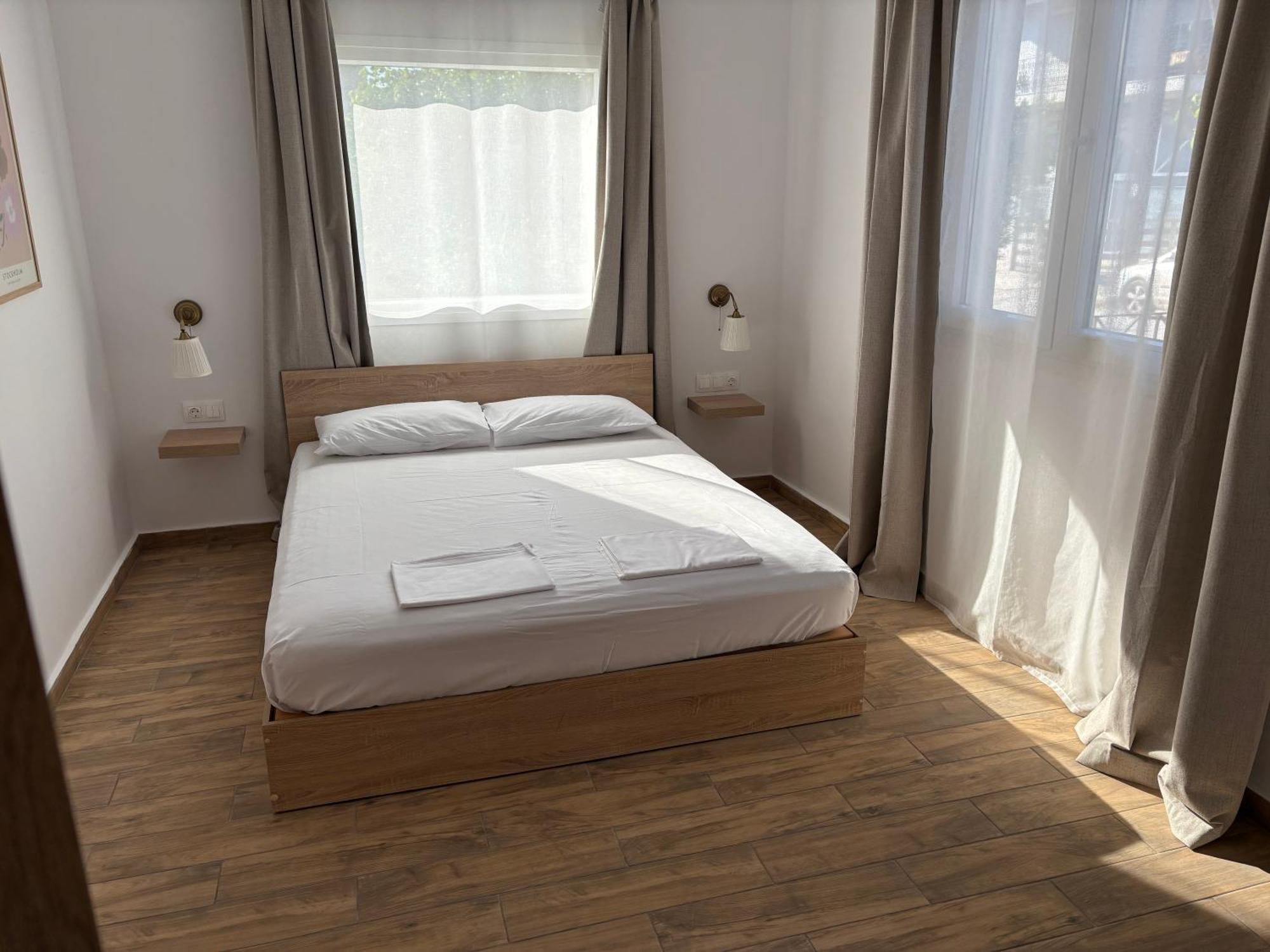 Sofia Guesthouse Nea Skioni Esterno foto